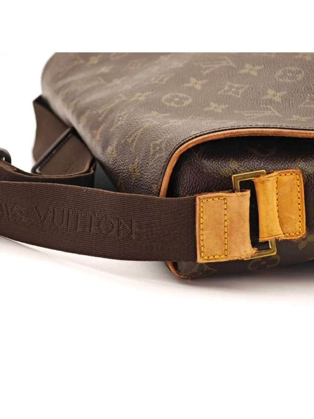 Louis Vuitton brand louis